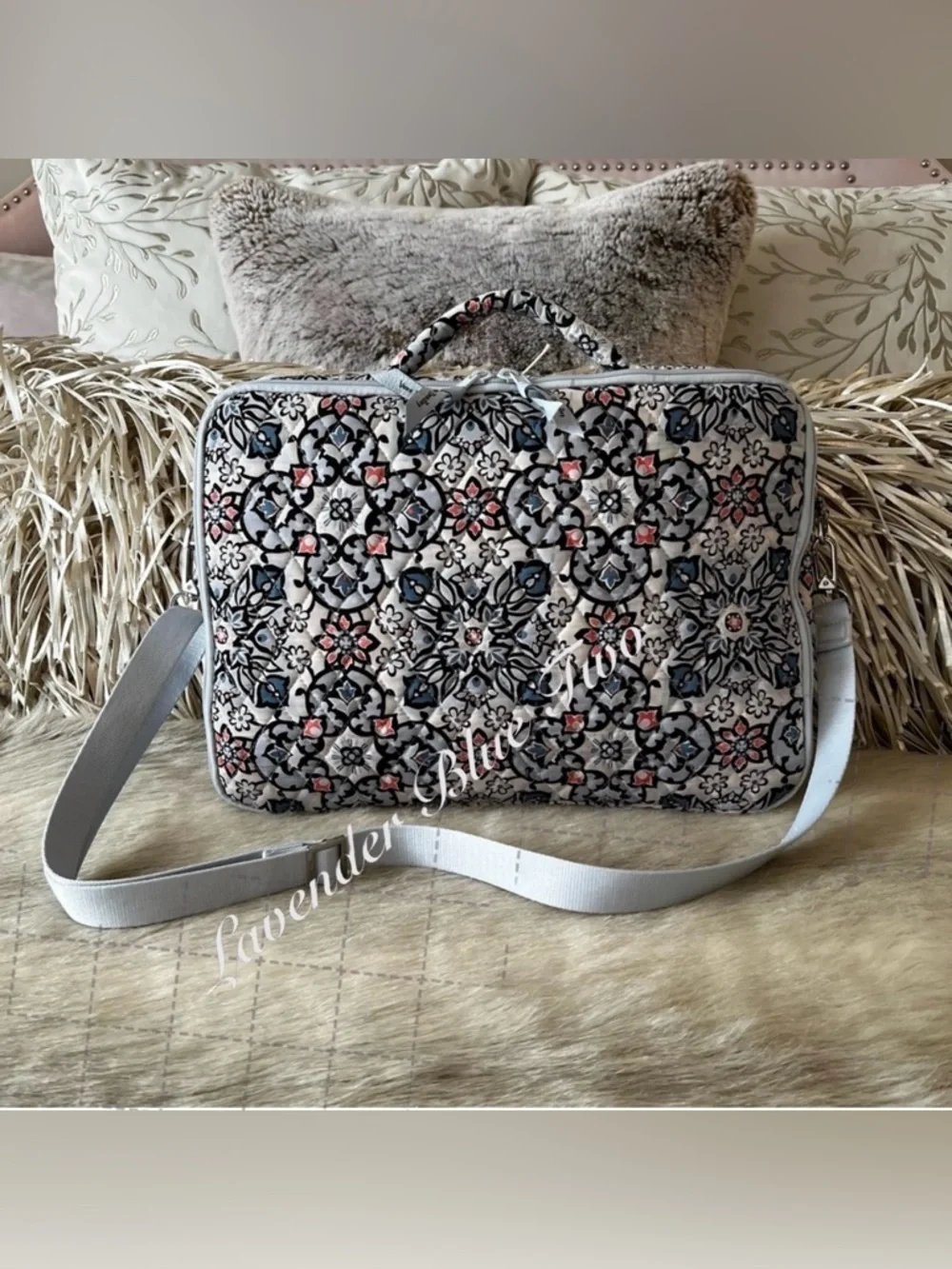 VERA BRADLEY Lisbon Medallion Laptop Workstation Crossbody Blue Orange Gray